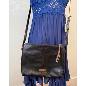 Fosiil Black Genuine Cowhide Leather Crossbody Bag Classic Minimalist Messeger